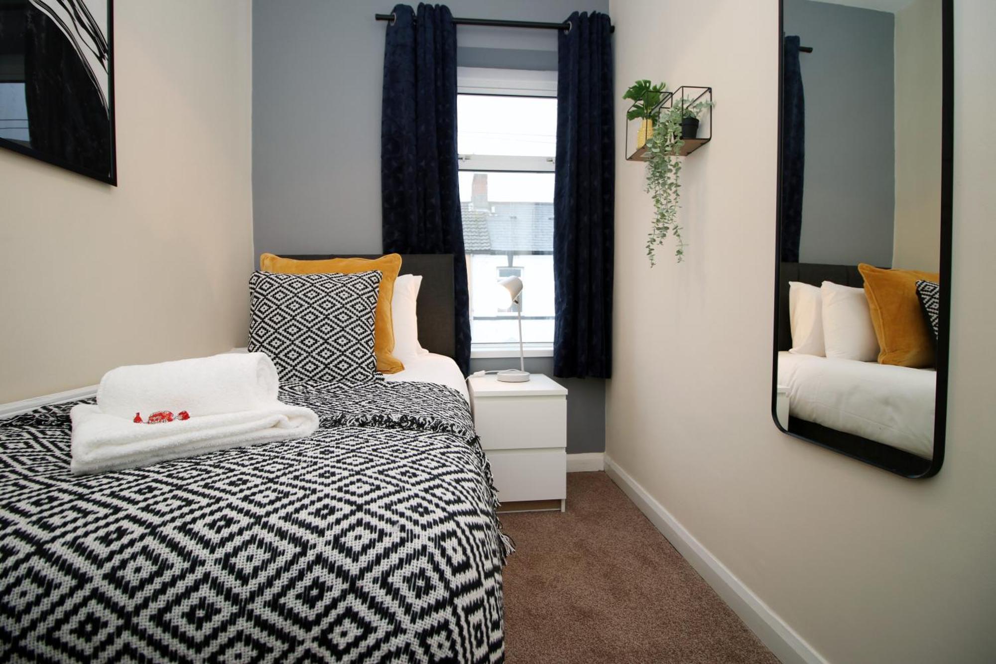 Spacious 4 Bedroom House - Moira Lodge By Ty Sa Cardiff Esterno foto